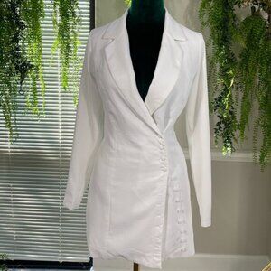 Superdown | Armida Button Blazer Dress in Ivory